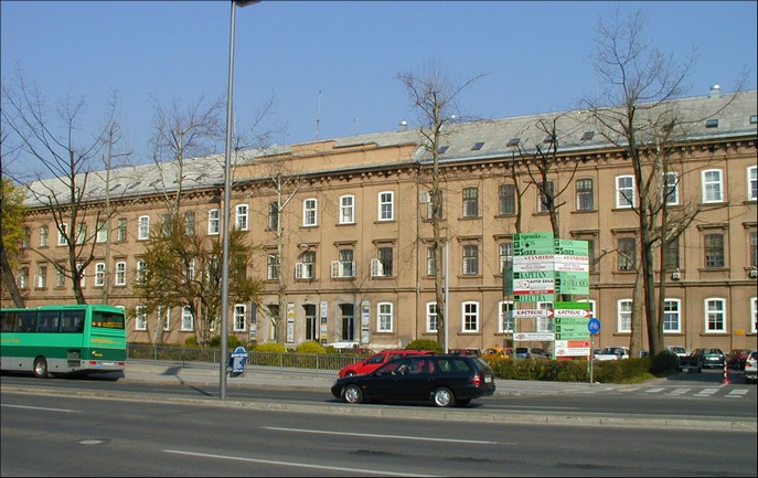 Poslovna stavba Tobačna